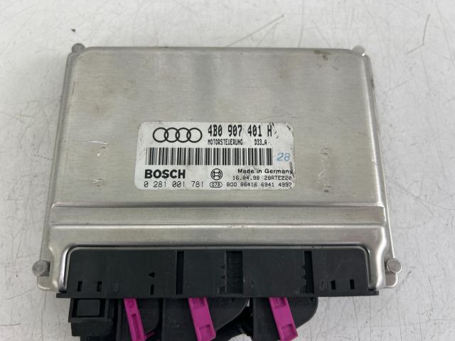 bontott AUDI A6 C5 Motorvezérlő