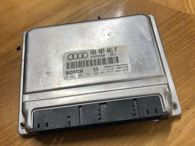 bontott AUDI A6 C5 Motorvezérlő