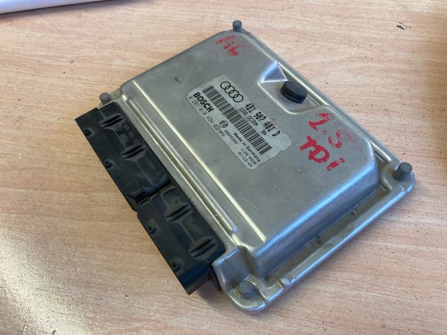 bontott AUDI A6 C5 Motorvezérlő