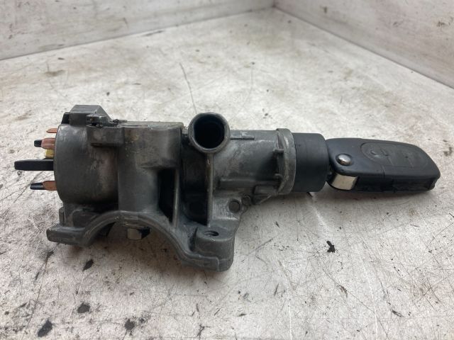 bontott AUDI A6 C5 Motorvezérlő