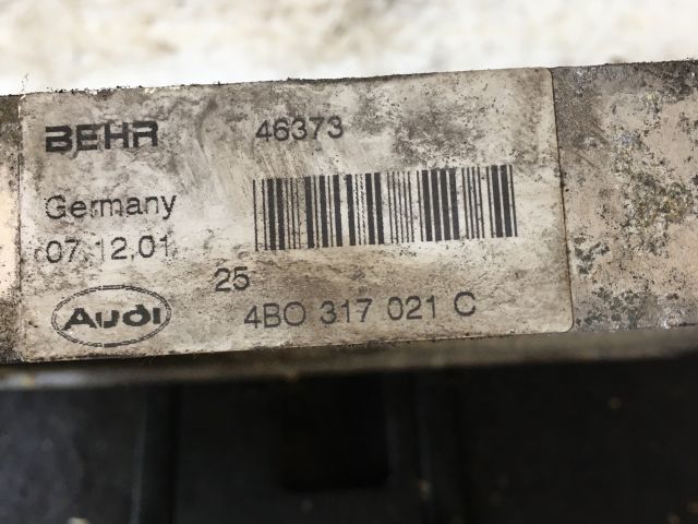 bontott AUDI A6 C5 Olajhűtő