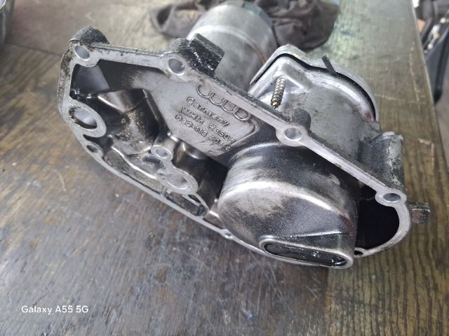 bontott AUDI A6 C5 Olajszűrő Ház