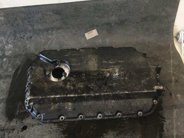 bontott AUDI A6 C5 Olajteknő