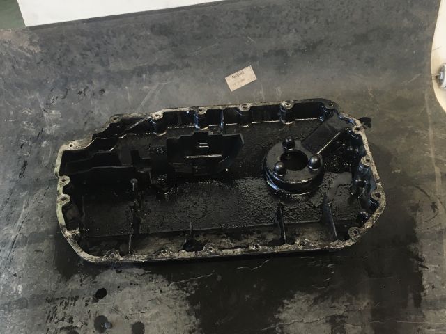 bontott AUDI A6 C5 Olajteknő