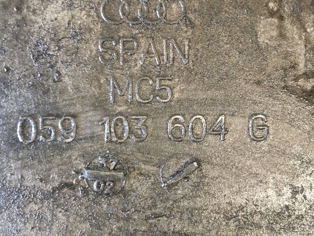 bontott AUDI A6 C5 Olajteknő