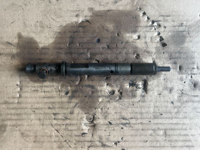 bontott AUDI A6 C5 Porlasztó (1 db)