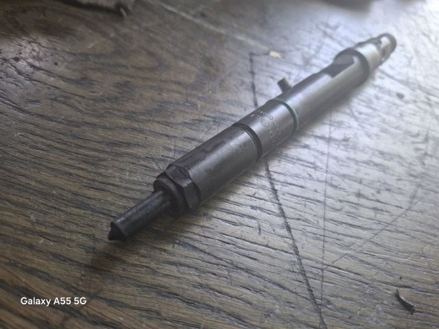 bontott AUDI A6 C5 Porlasztó (1 db)