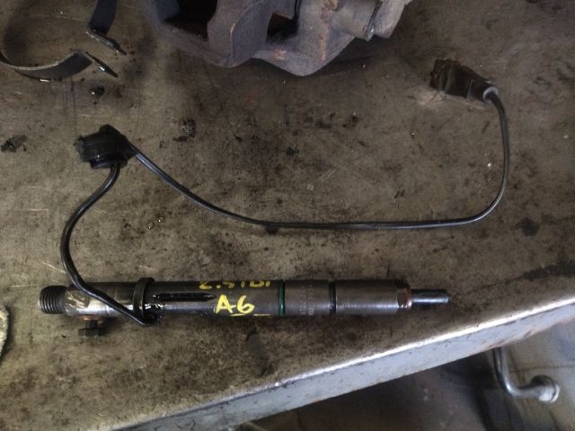 bontott AUDI A6 C5 Porlasztó (1 db)