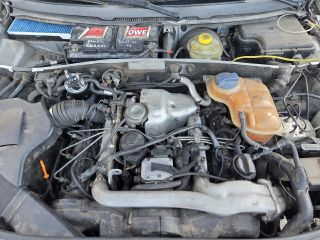 bontott AUDI A6 C5 Bal első Csonkállvány Kerékaggyal