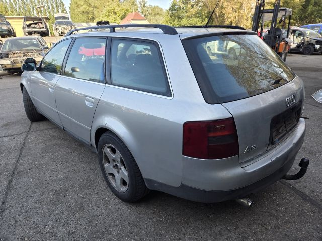 bontott AUDI A6 C5 Bal első Csonkállvány Kerékaggyal