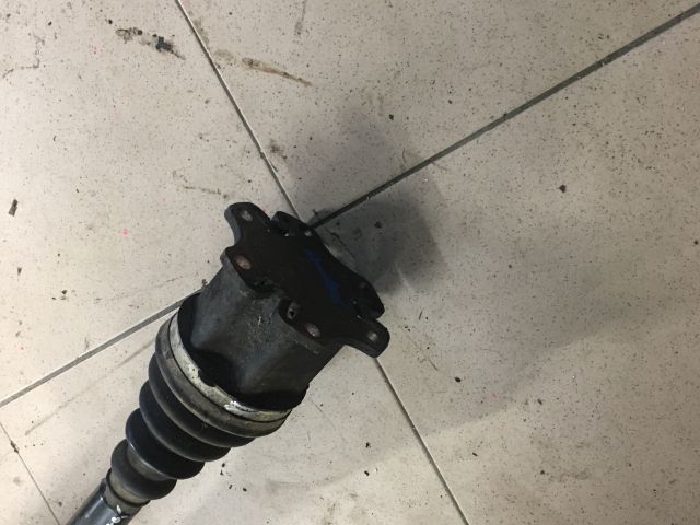 bontott AUDI A6 C5 Bal Féltengely