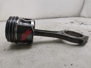 bontott AUDI A6 C5 Dugattyú és Hajtókar