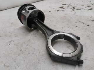 bontott AUDI A6 C5 Dugattyú és Hajtókar