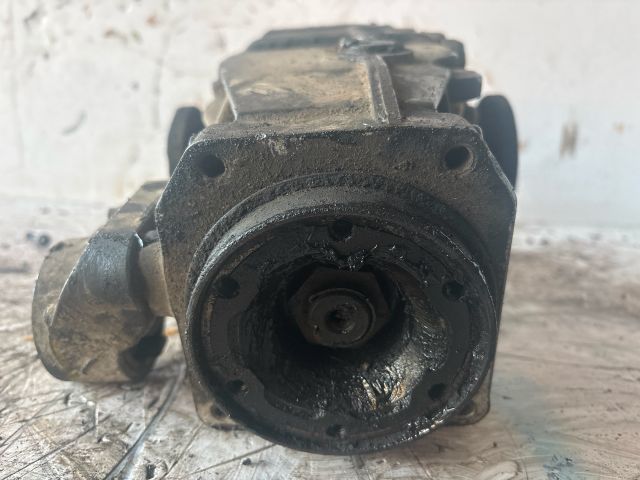 bontott AUDI A6 C5 Hátsó Differenciálmű