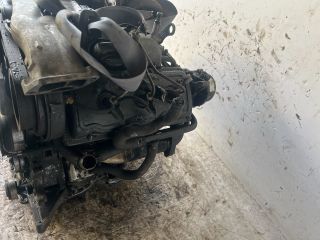 bontott AUDI A6 C5 Motor (Fűzött blokk hengerfejjel)