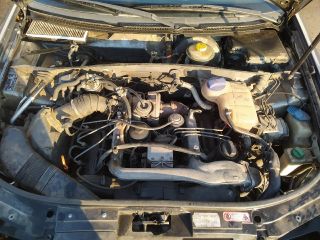 bontott AUDI A6 C5 Motor (Fűzött blokk hengerfejjel)
