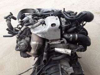 bontott AUDI A6 C5 Motor (Fűzött blokk hengerfejjel)