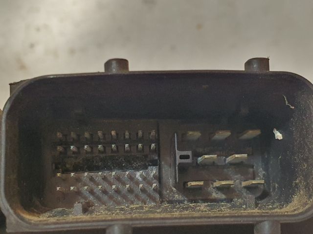 bontott AUDI A6 C5 Motorvezérlő