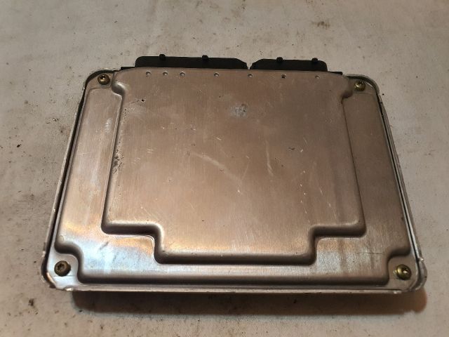 bontott AUDI A6 C5 Motorvezérlő