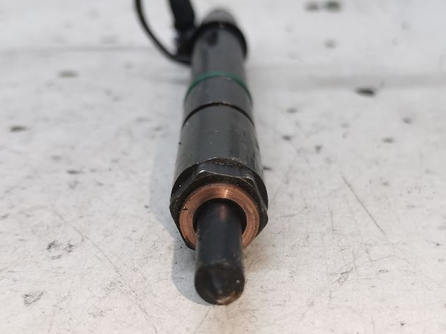 bontott AUDI A6 C5 Porlasztó (1 db)