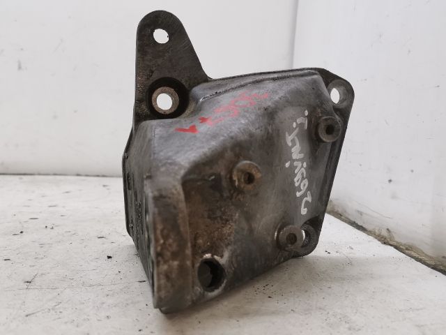 bontott AUDI A6 C5 Váltó Tartó Bak (Pozíciófüggetlen)