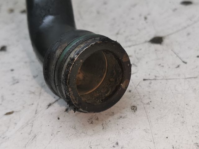 bontott AUDI A6 C5 Vízcső