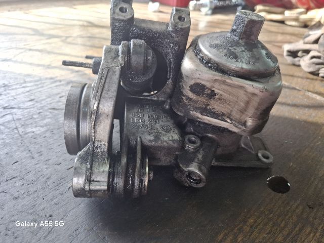 bontott AUDI A6 C5 Szervó Tartó Bak Szíjfeszítővel