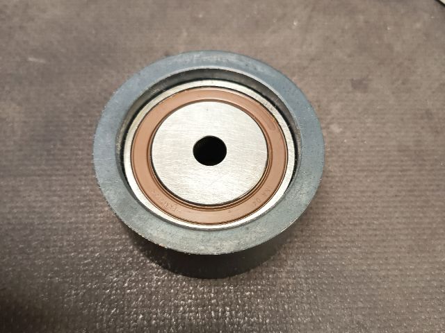 bontott AUDI A6 C5 Szíjfeszítő Görgő