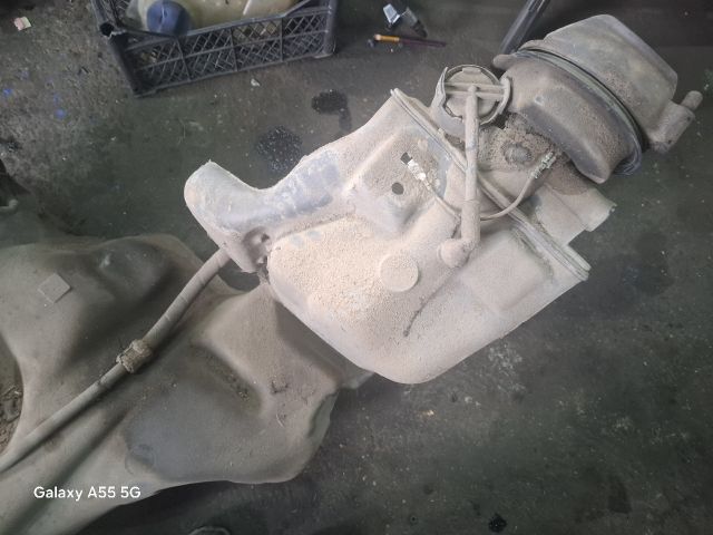 bontott AUDI A6 C5 Tank