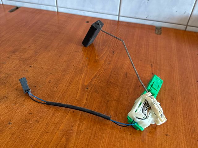 bontott AUDI A6 C5 Üzemanyagszint Jeladó