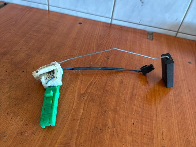 bontott AUDI A6 C5 Üzemanyagszint Jeladó