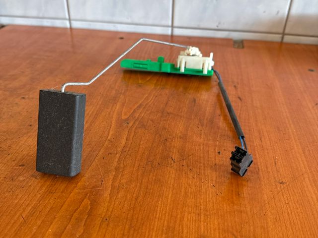 bontott AUDI A6 C5 Üzemanyagszint Jeladó