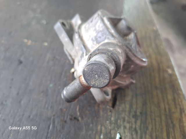 bontott AUDI A6 C5 Vákumpumpa