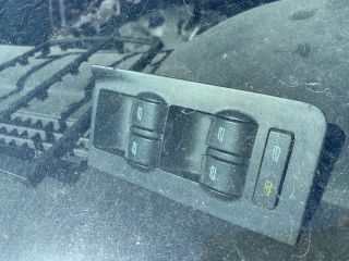 bontott AUDI A6 C5 Váltó Kulissza