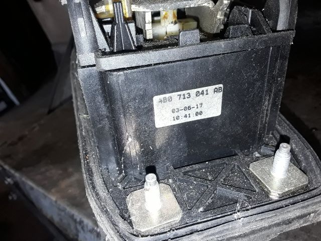 bontott AUDI A6 C5 Váltó Kulissza