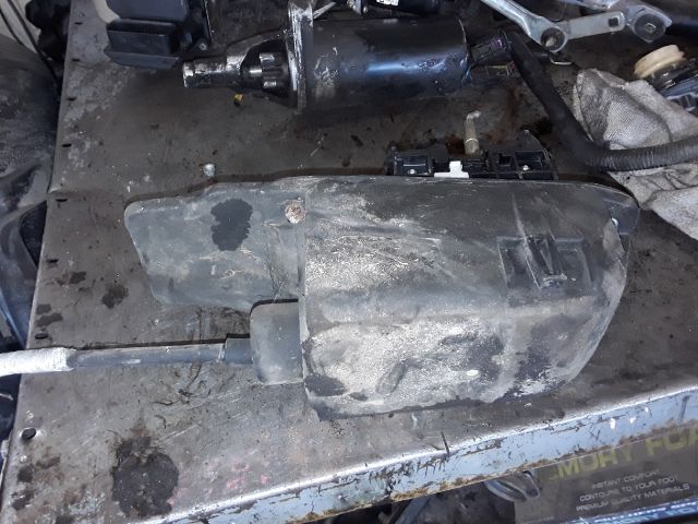 bontott AUDI A6 C5 Váltó Kulissza