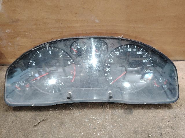 bontott AUDI A6 C5 Kilométeróra