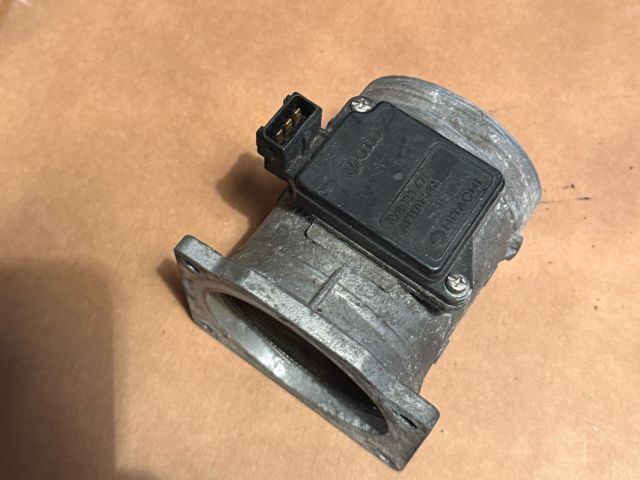 bontott AUDI A6 C5 Légtömegmérő