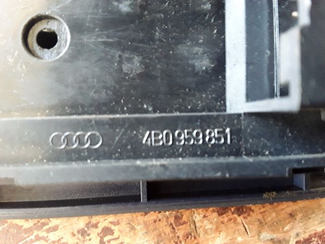 bontott AUDI A6 C5 Ablakemelő Kapcsoló Négyes / Kettes