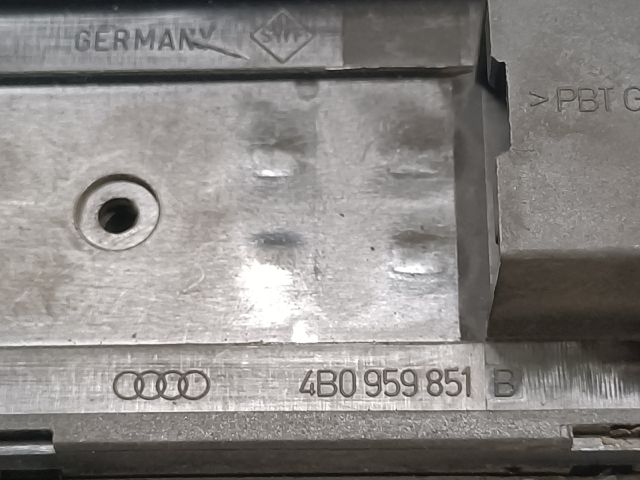 bontott AUDI A6 C5 Ablakemelő Kapcsoló Négyes / Kettes