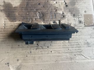 bontott AUDI A6 C5 Ablakemelő Kapcsoló Négyes / Kettes