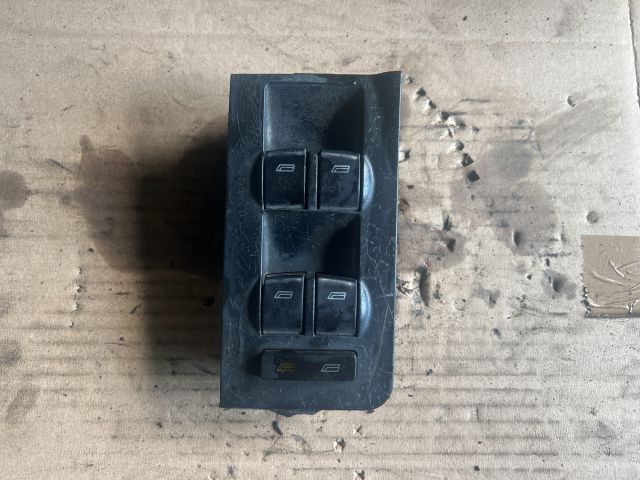 bontott AUDI A6 C5 Ablakemelő Kapcsoló Négyes / Kettes