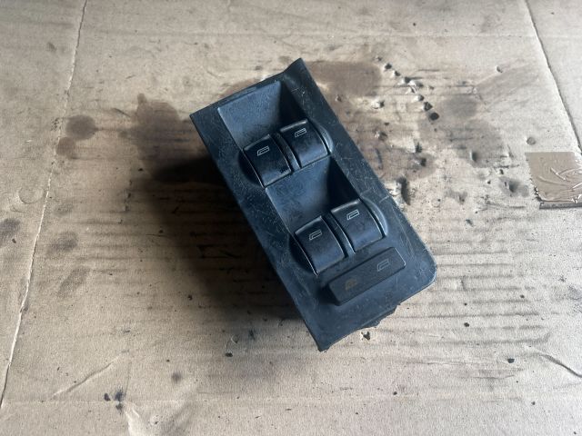 bontott AUDI A6 C5 Ablakemelő Kapcsoló Négyes / Kettes