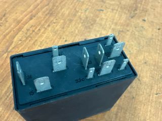 bontott AUDI A6 C5 Ablaktörlő Relé