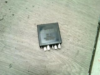 bontott AUDI A6 C5 Ablaktörlő Relé