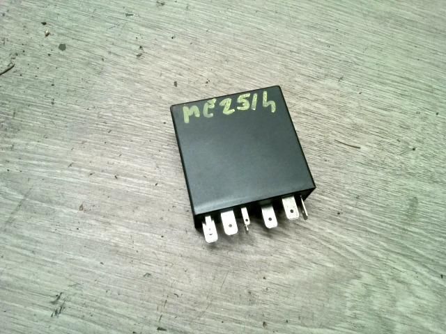 bontott AUDI A6 C5 Ablaktörlő Relé