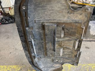 bontott AUDI A6 C5 Alsó Motorburkolat