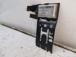 bontott AUDI A6 C5 Antenna Erősítő