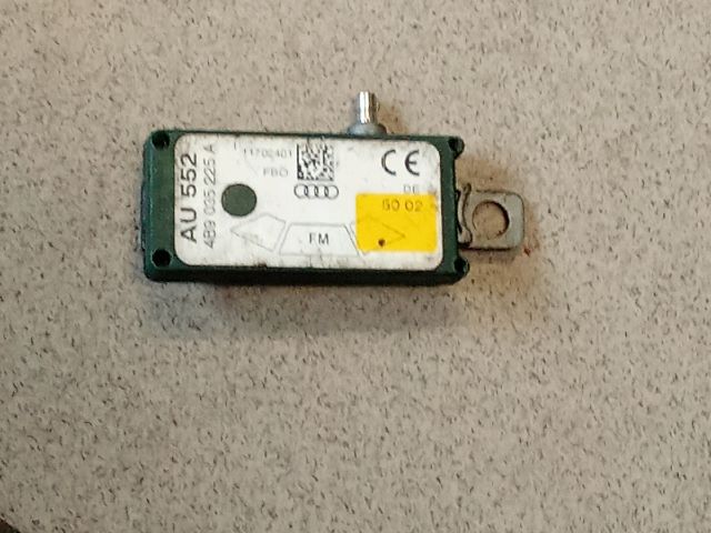 bontott AUDI A6 C5 Antenna Erősítő