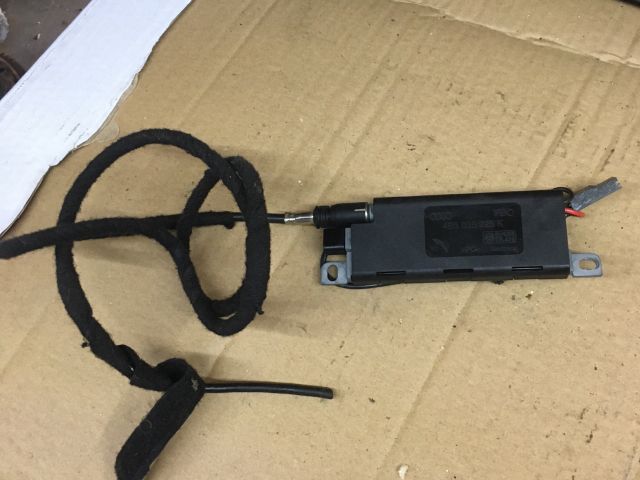 bontott AUDI A6 C5 Antenna Erősítő